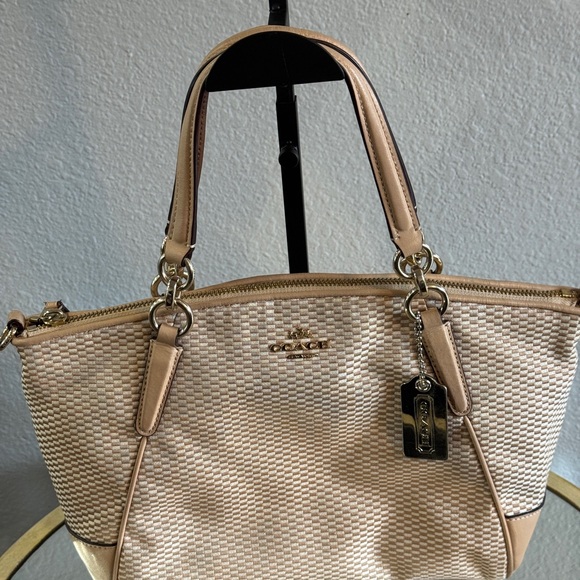 Coach 2017 Mini Kelsey Legacy Collection Jacquar EUC - Picture 14 of 14